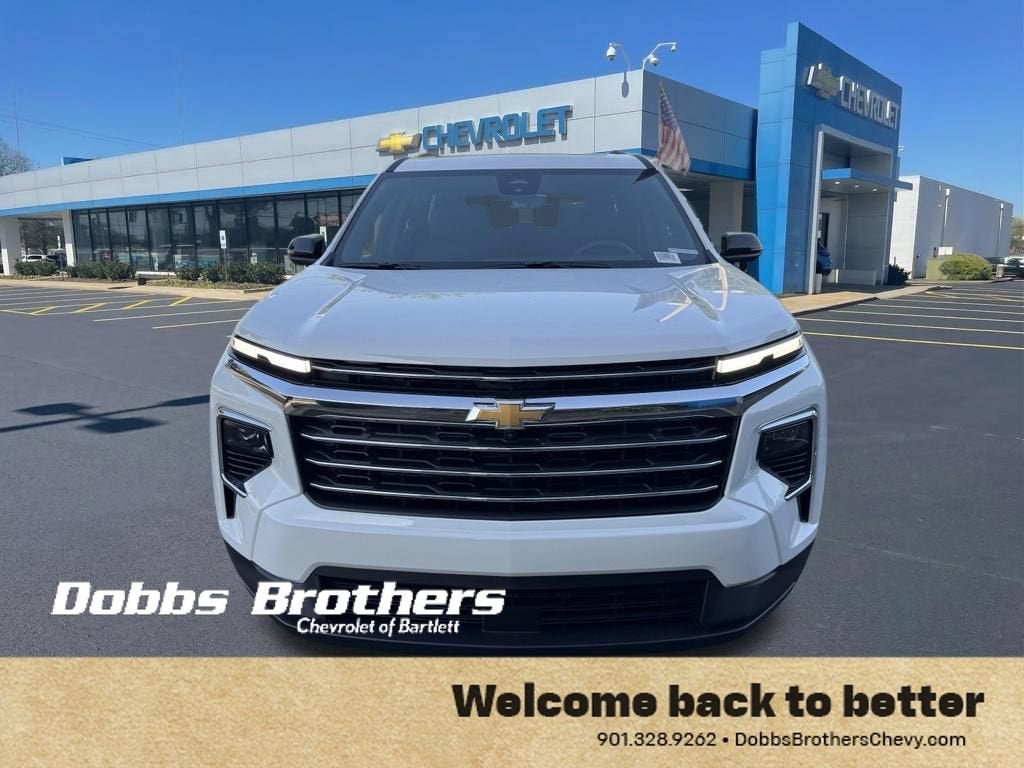 2026 Chevrolet Traverse — side profile view